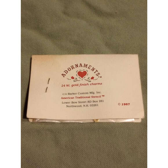 Small 24 k Gold Peace Dove Charm | NWT Original Card | Jewelry Craft Gift Idea - Picture 2 of 4